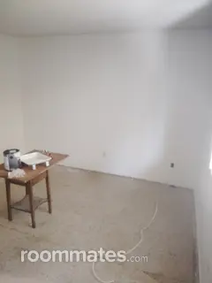 Room for rent in Lake Elsinore, CA $800, house