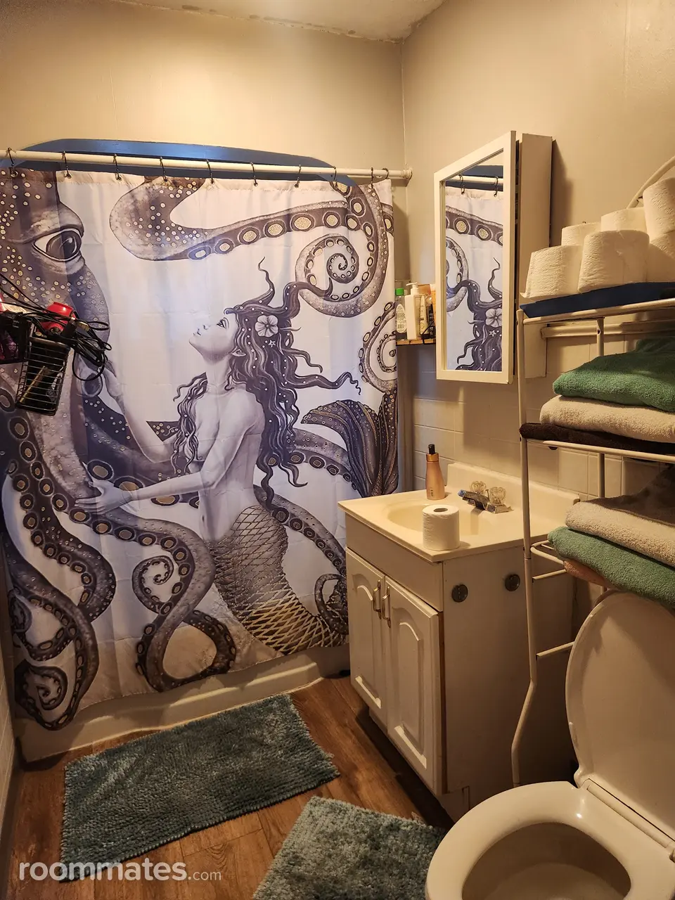 Profile photo 3 of 6