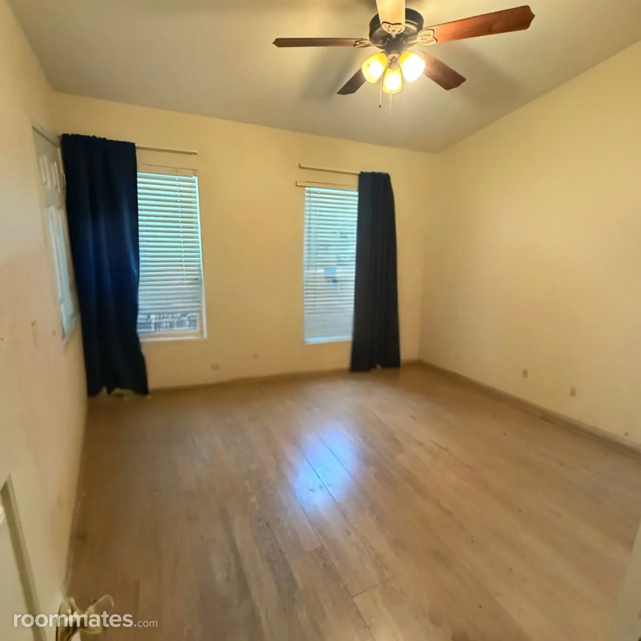 Profile photo 3 of 15