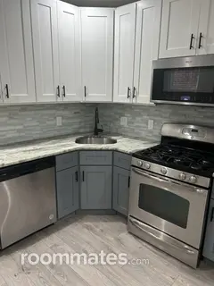Room for rent in Philadelphia, PA $1000, house