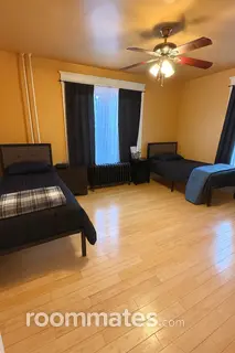 Room for rent in Philadelphia, PA $900, house