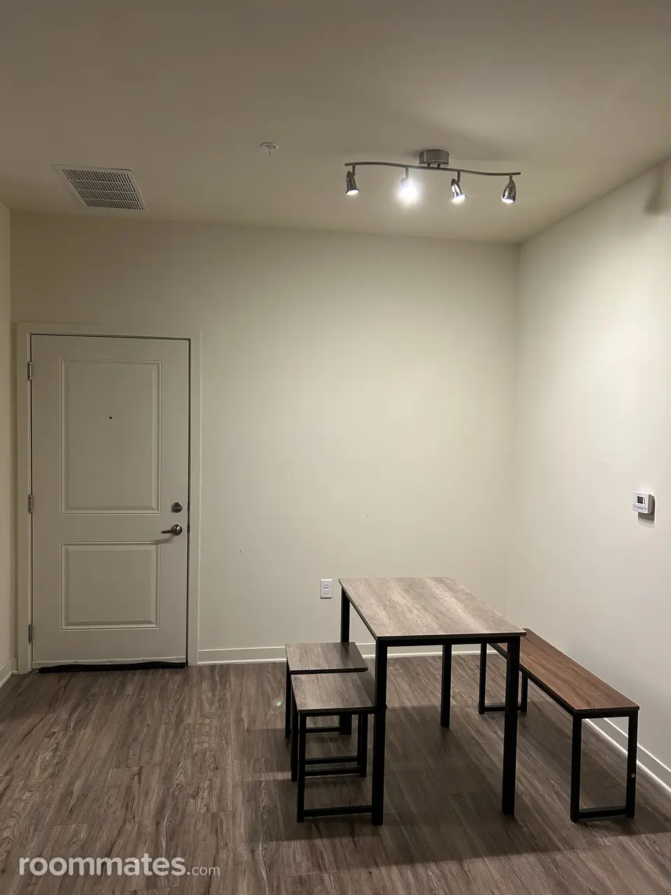 Profile photo 4 of 9