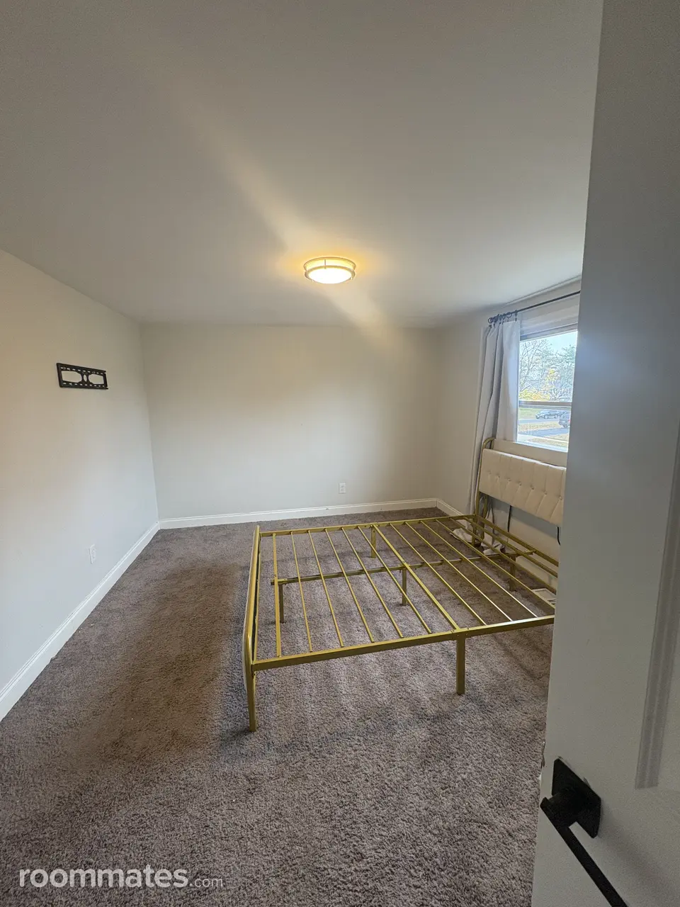 Profile photo 2 of 4