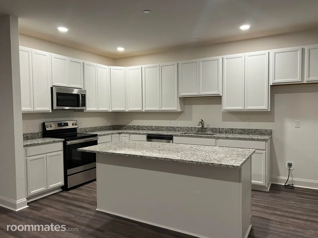 Profile photo 4 of 7