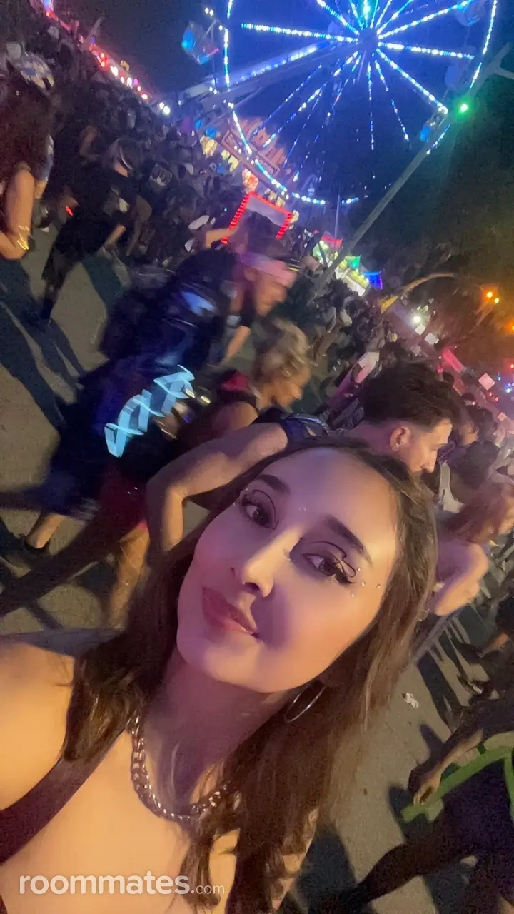 Profile photo 1 of 1