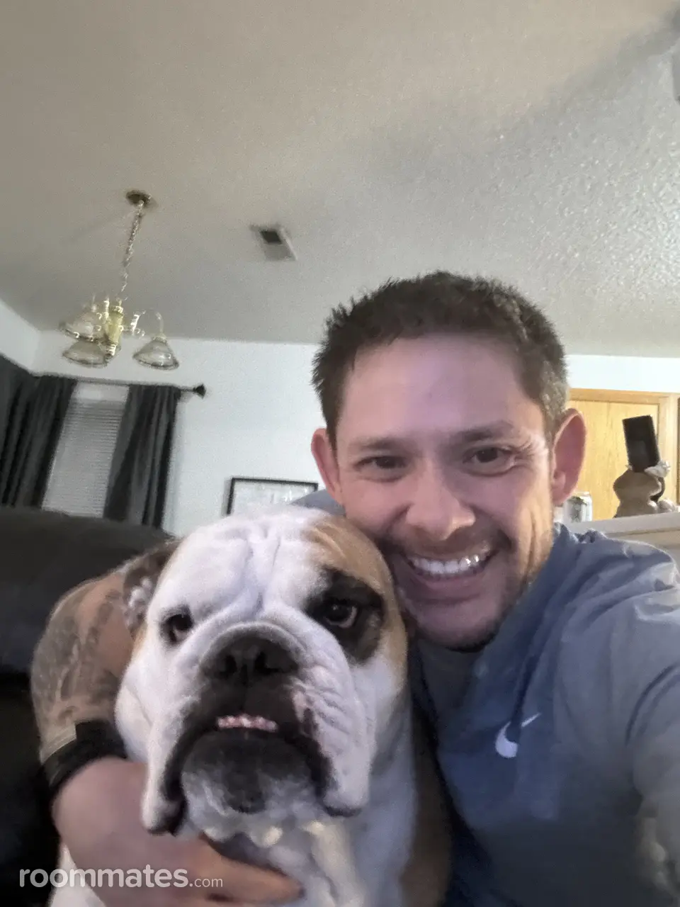 Profile photo 14 of 14