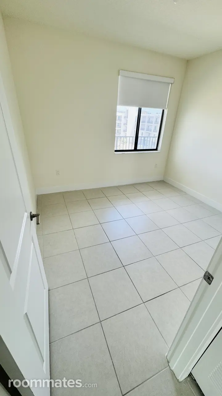 Profile photo 5 of 9