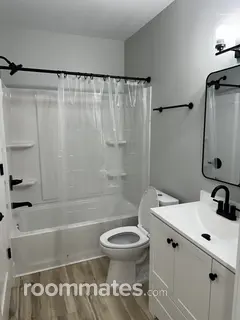 Room for rent in Wilmington, NC $900, other