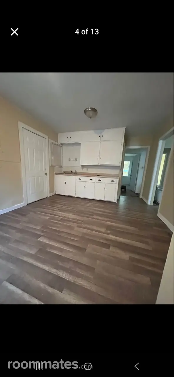 Profile photo 4 of 6