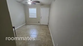 Room for rent in Lawrenceville, GA $800, house