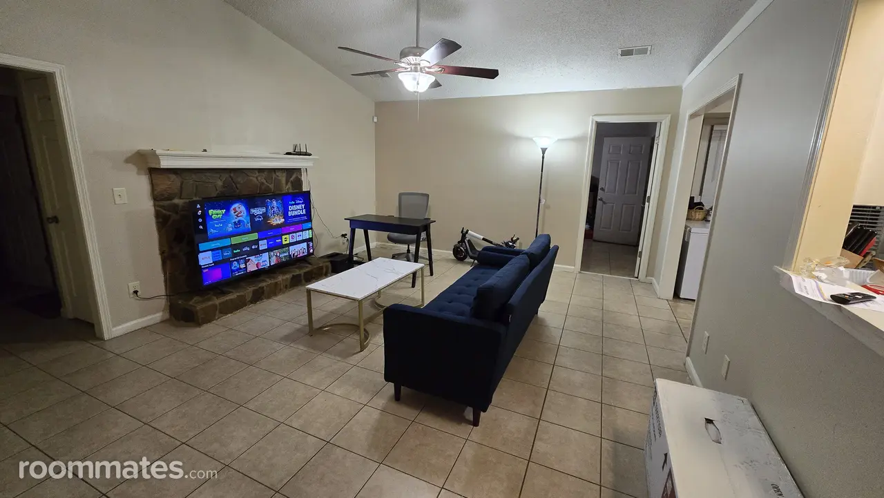 Profile photo 2 of 9