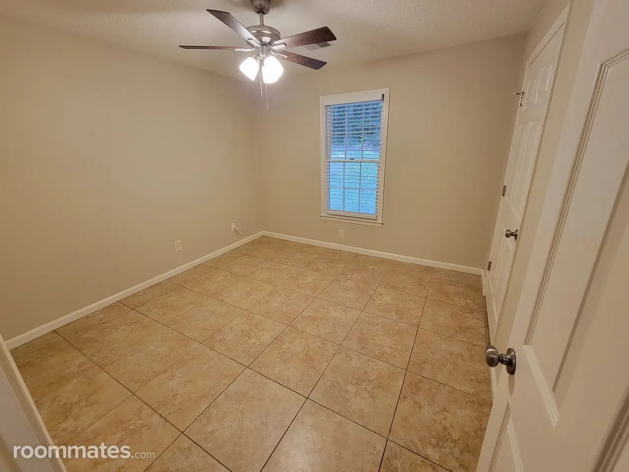 Profile photo 4 of 9