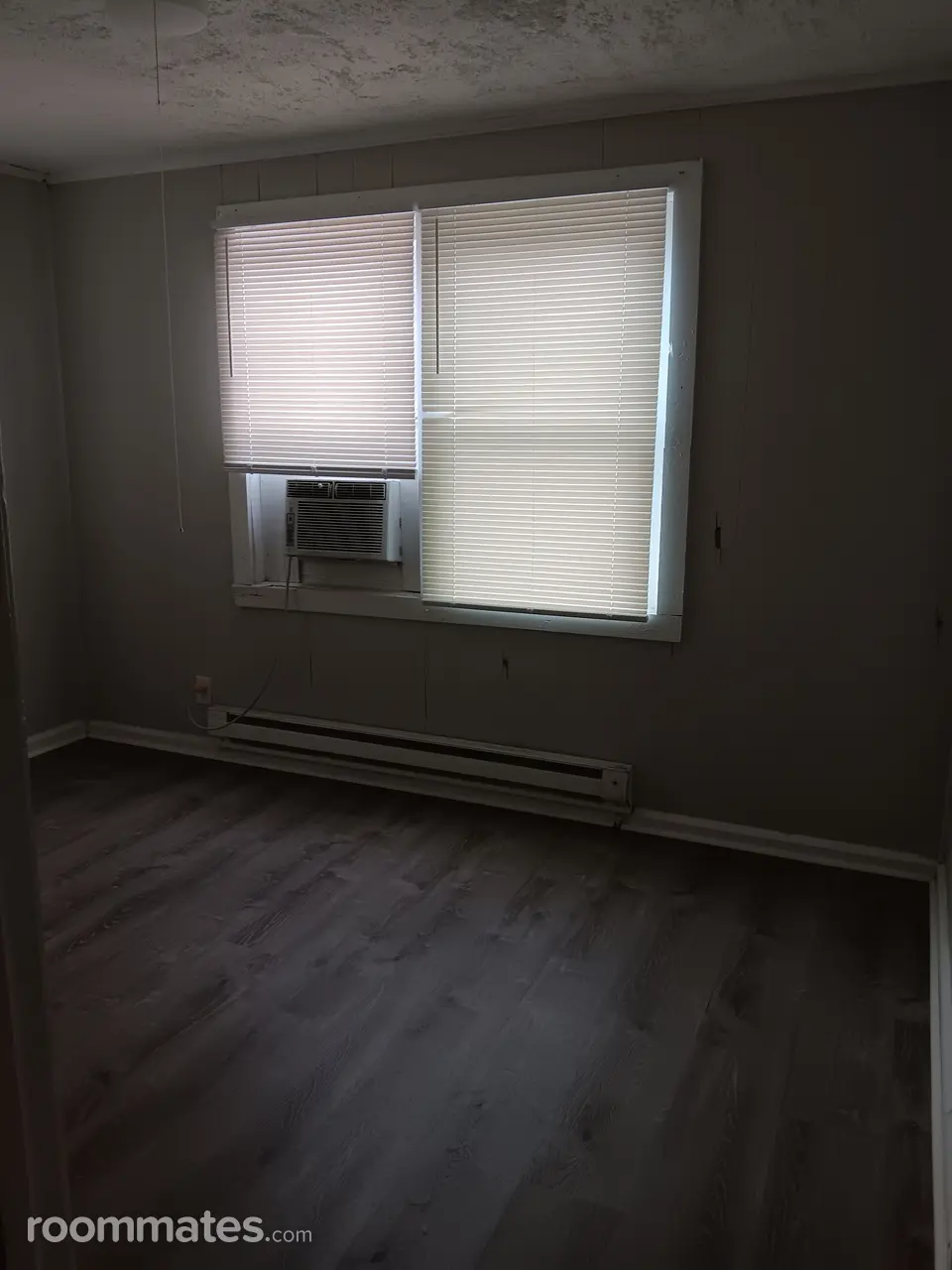 Profile photo 1 of 5