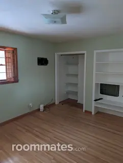 Room for rent in Coon Rapids, MN $650, house