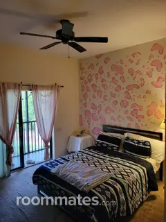 Room for rent in Kissimmee, FL $1025, condo