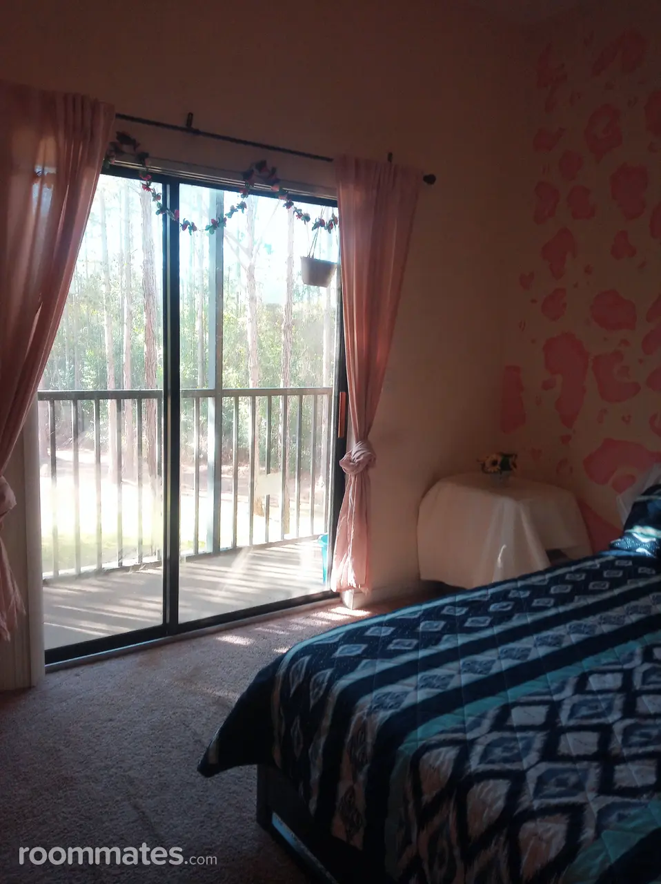 Profile photo 3 of 9