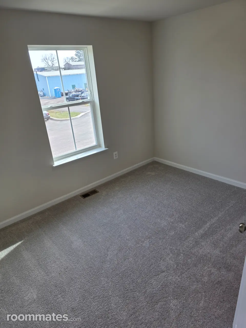 Profile photo 1 of 6