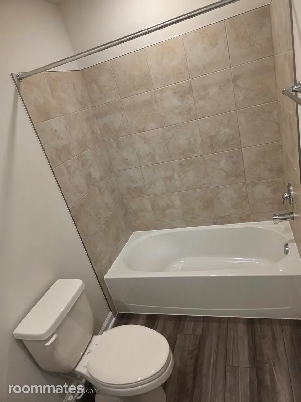 Profile photo 3 of 6