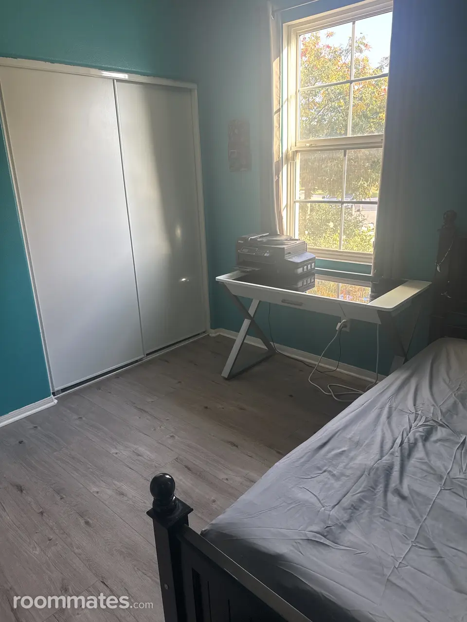 Profile photo 3 of 4