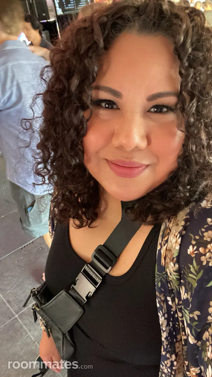 Profile photo 1 of 1