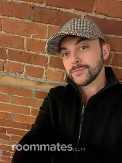 Roommate looking Anaheim, CA, $1500