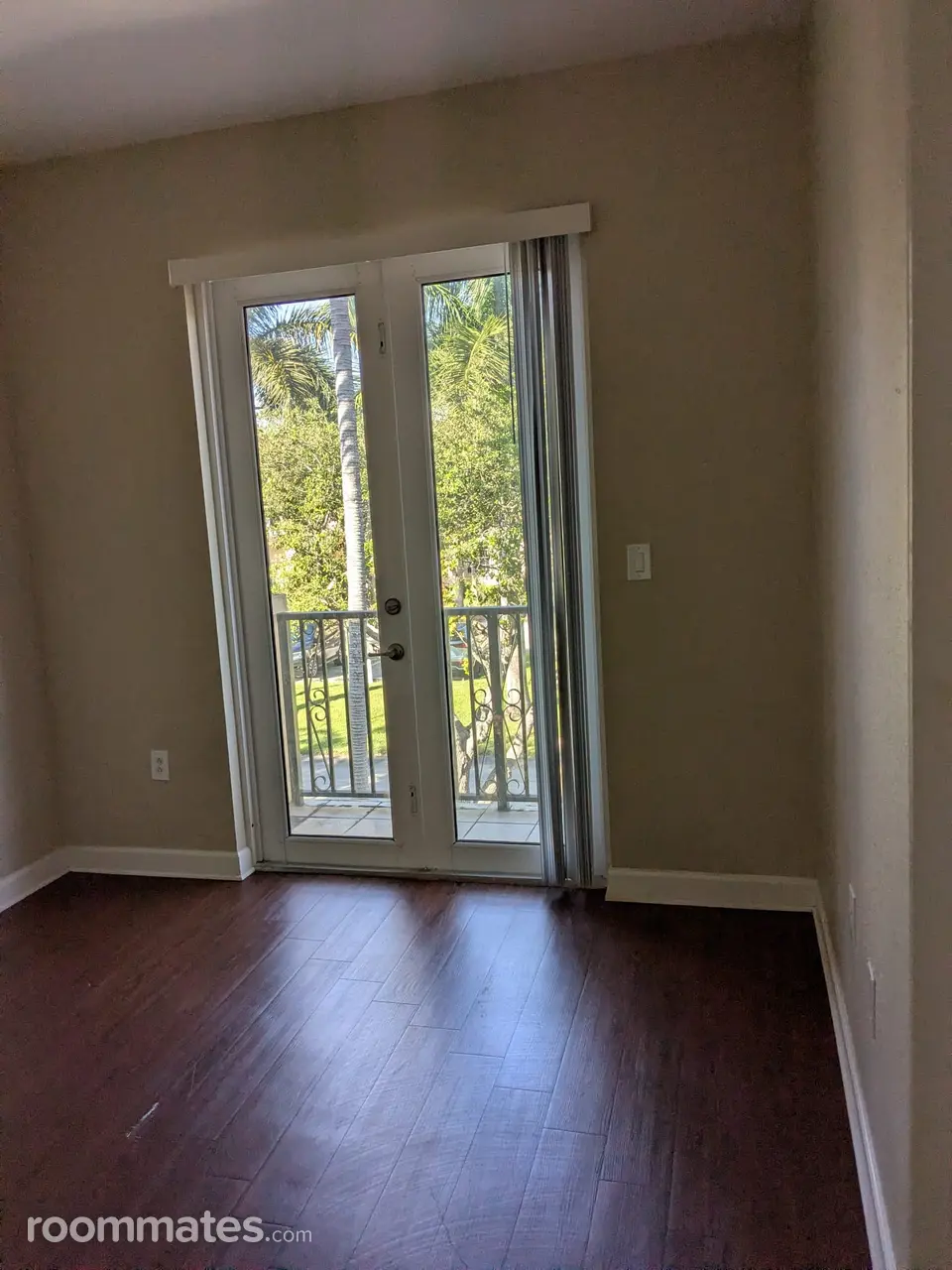 Profile photo 3 of 4