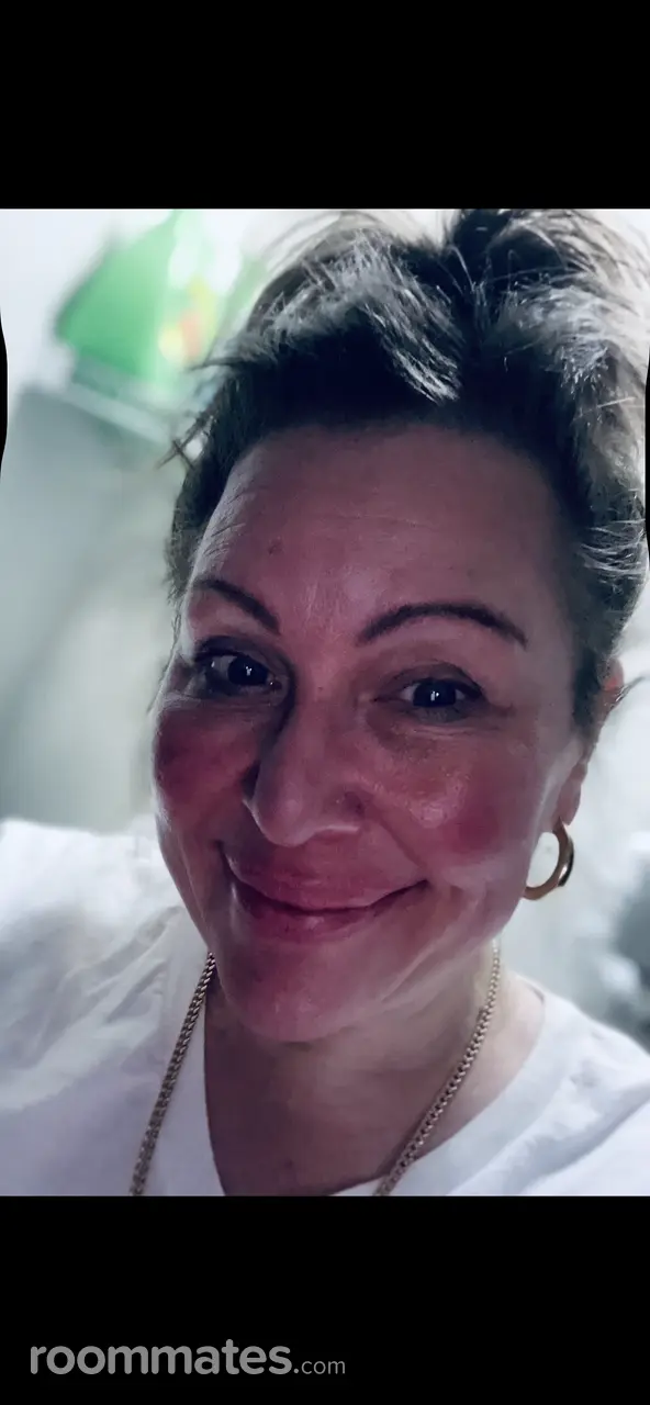 Profile photo 1 of 1