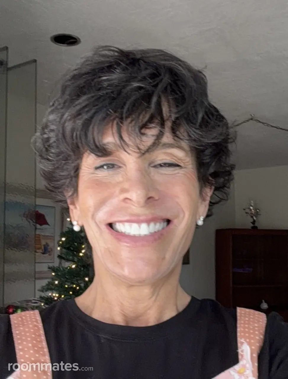 Profile photo 8 of 9