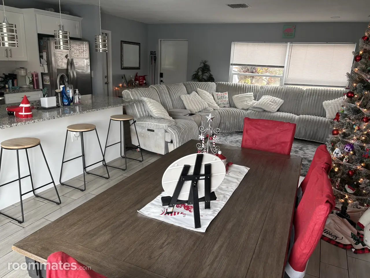 Profile photo 7 of 11