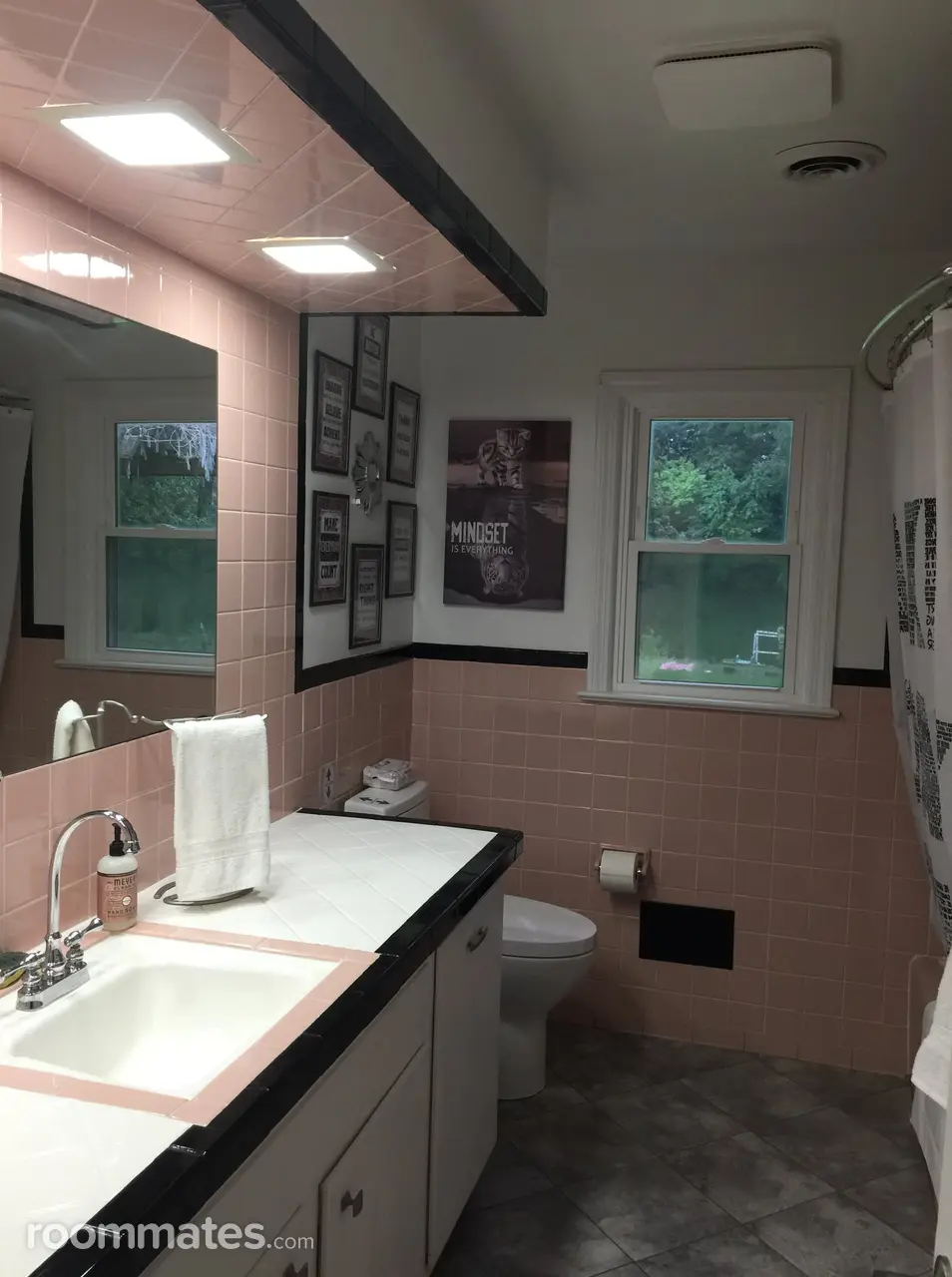 Profile photo 4 of 10