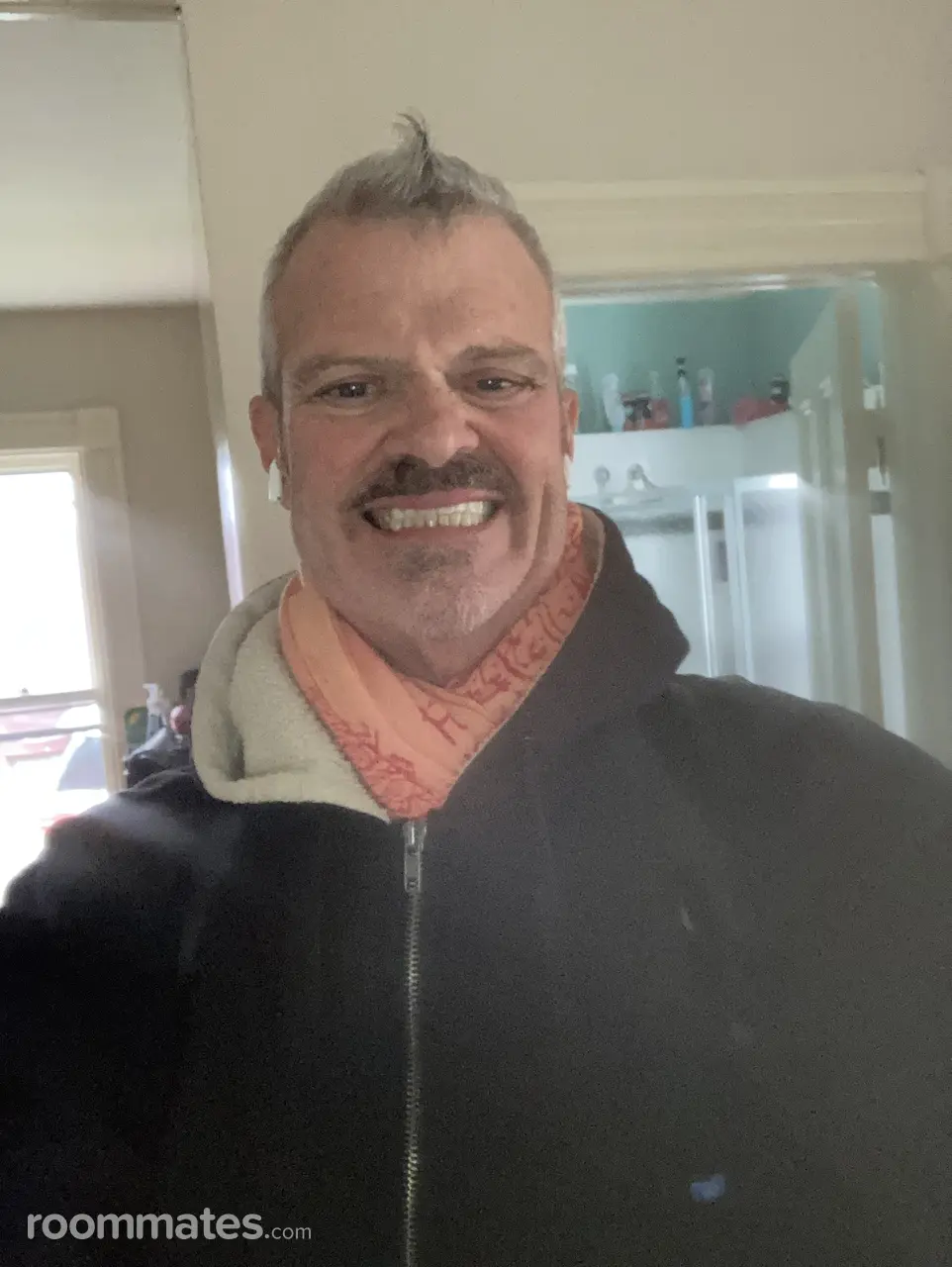 Profile photo 1 of 2