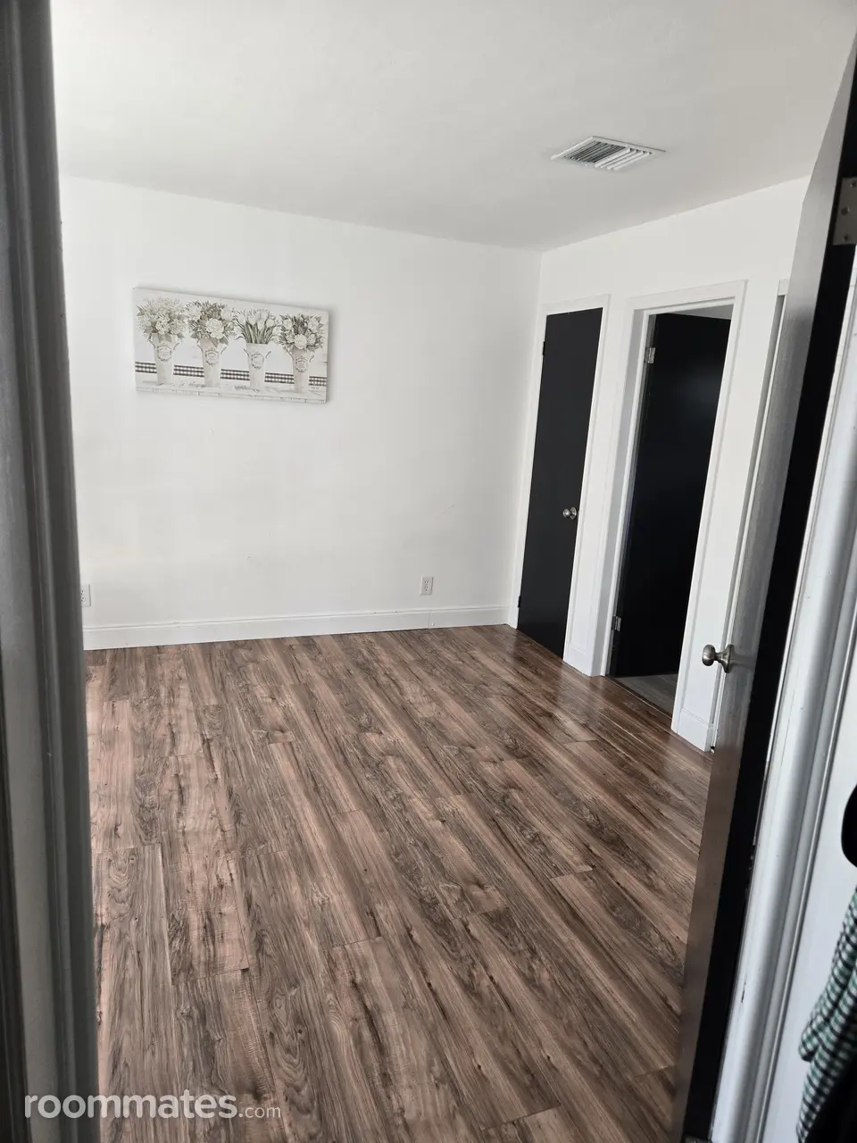 Profile photo 3 of 5