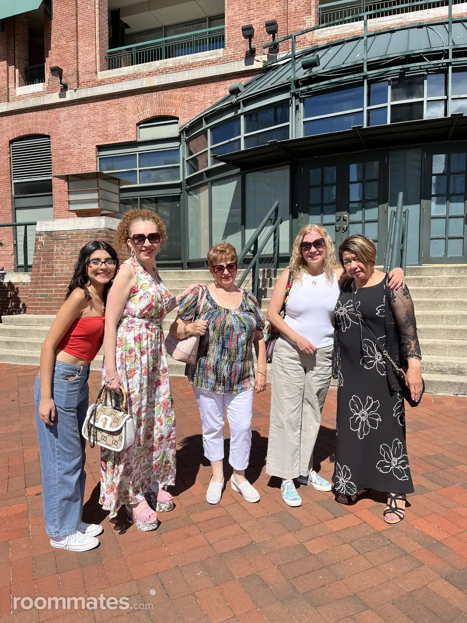 Profile photo 7 of 9