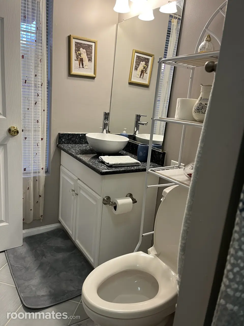 Profile photo 1 of 9