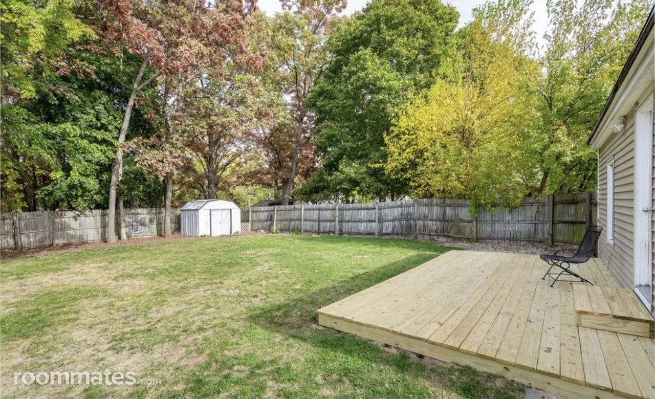 Profile photo 5 of 6