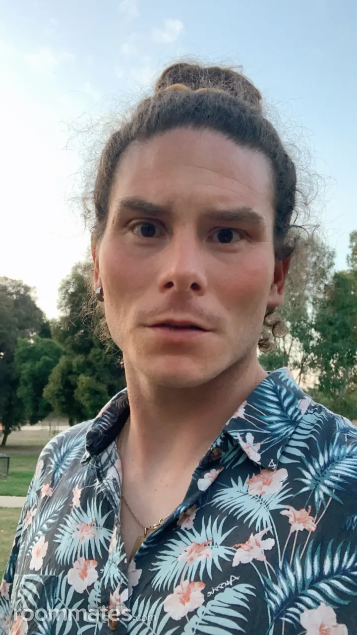 Profile photo 4 of 7