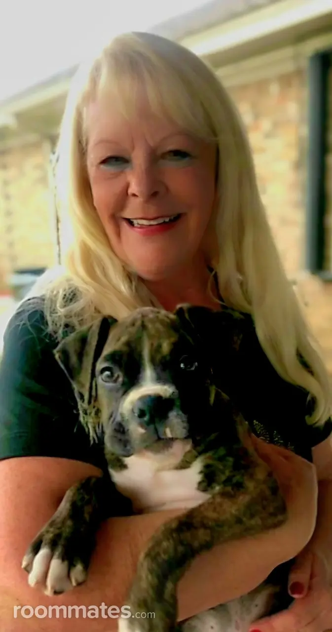 Profile photo 8 of 10