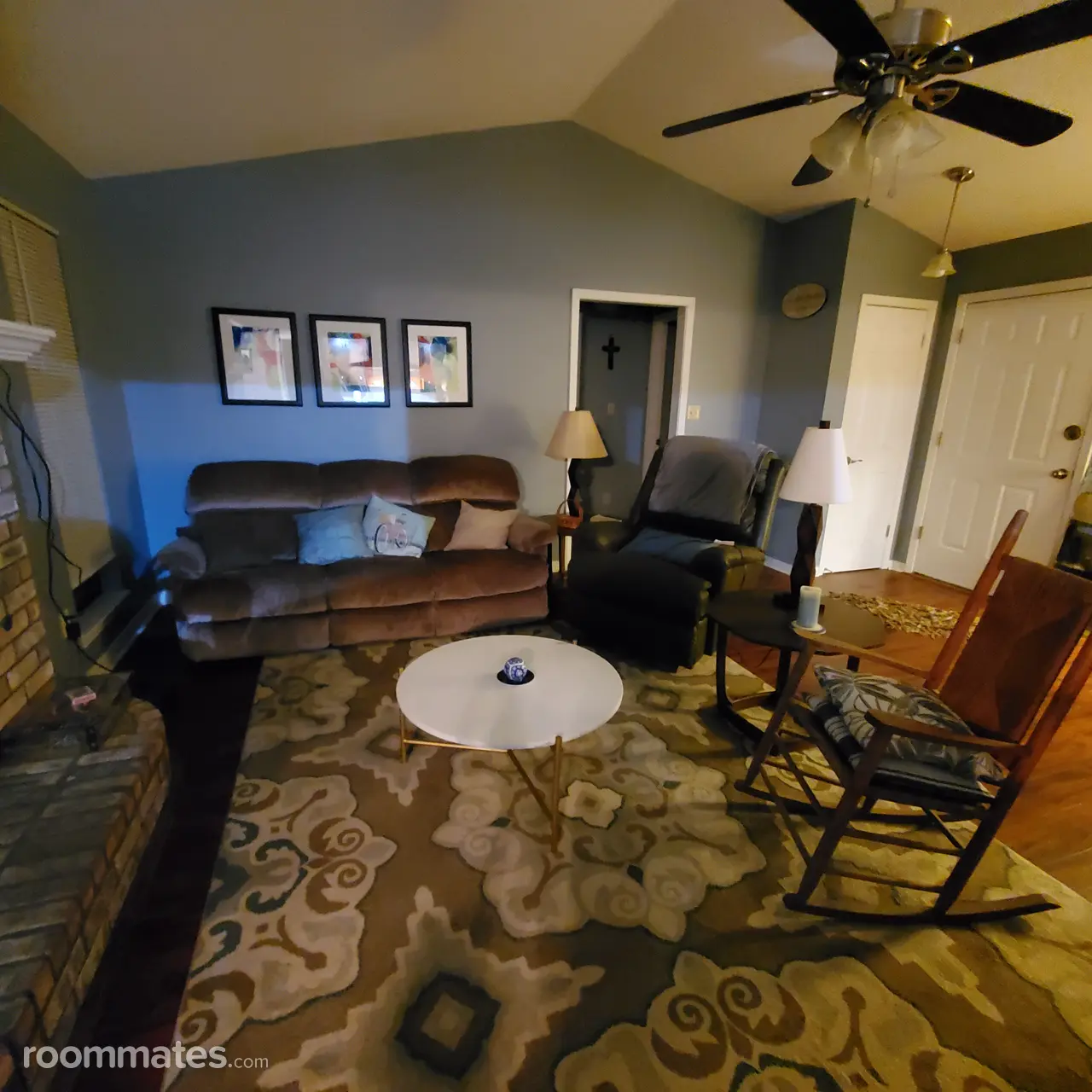 Profile photo 4 of 10