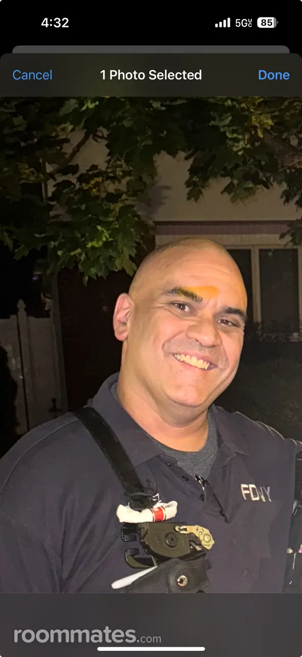 Profile photo 1 of 1