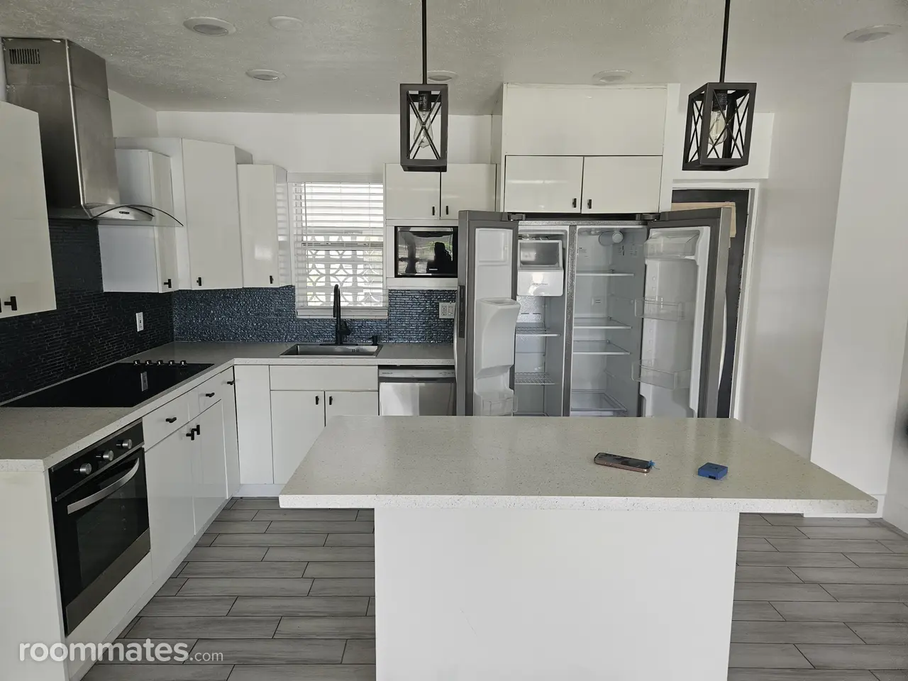 Profile photo 1 of 8