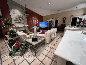 Room for rent in Corona, CA $1400, house