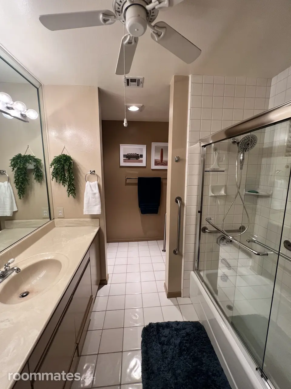 Profile photo 3 of 11