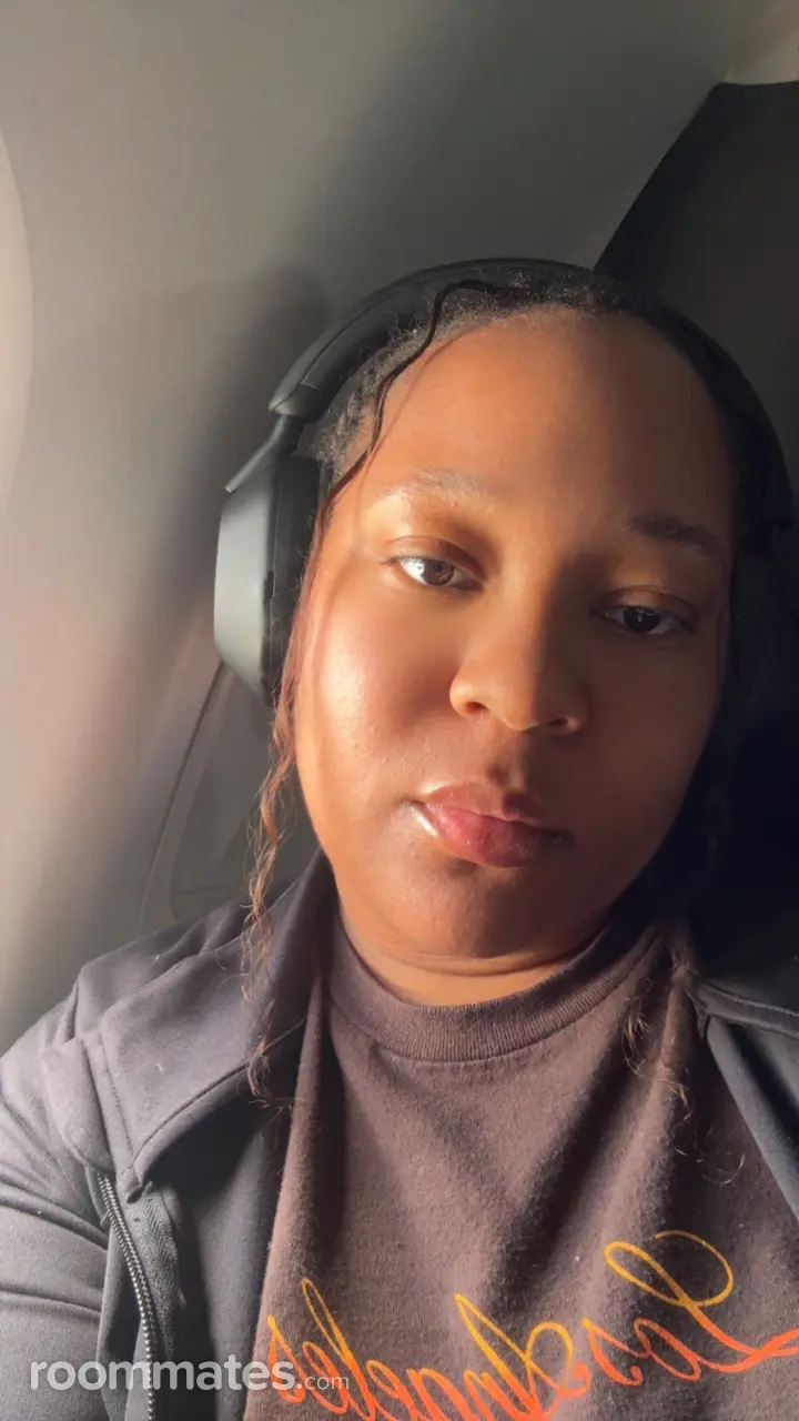 Profile photo 3 of 3