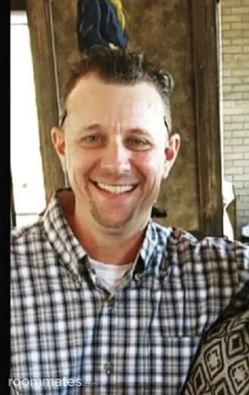 Profile photo 4 of 5