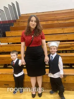 Roommate looking Olmsted Falls, OH, $600