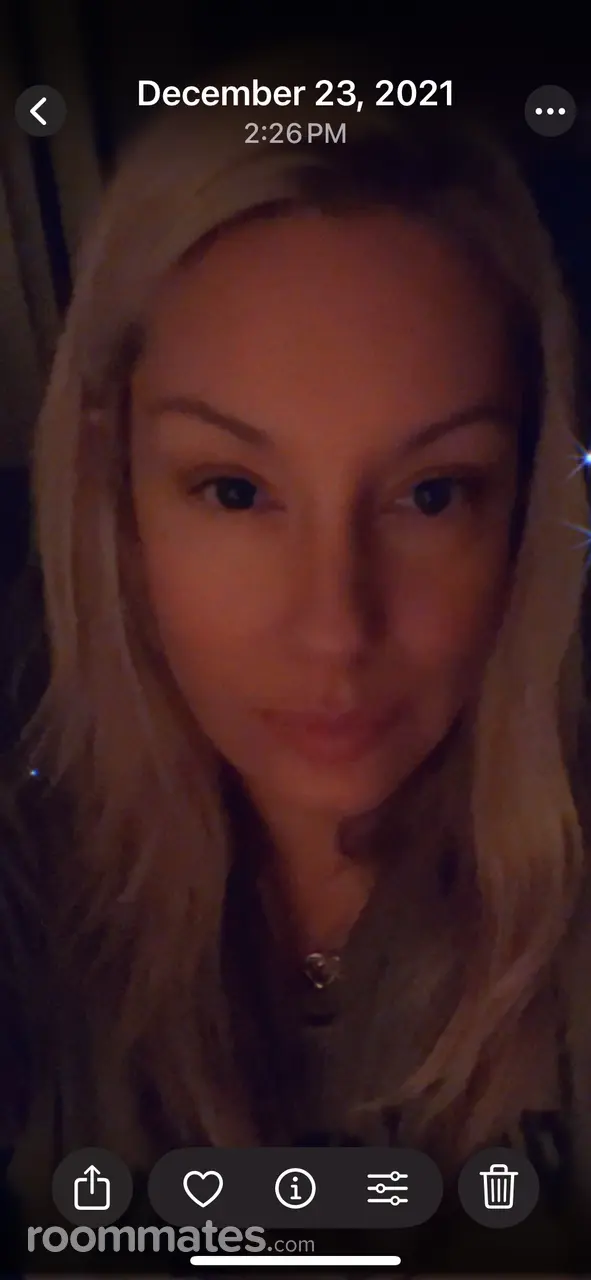 Profile photo 1 of 1