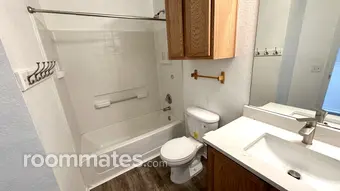 Room for rent in Austin, TX $950, house