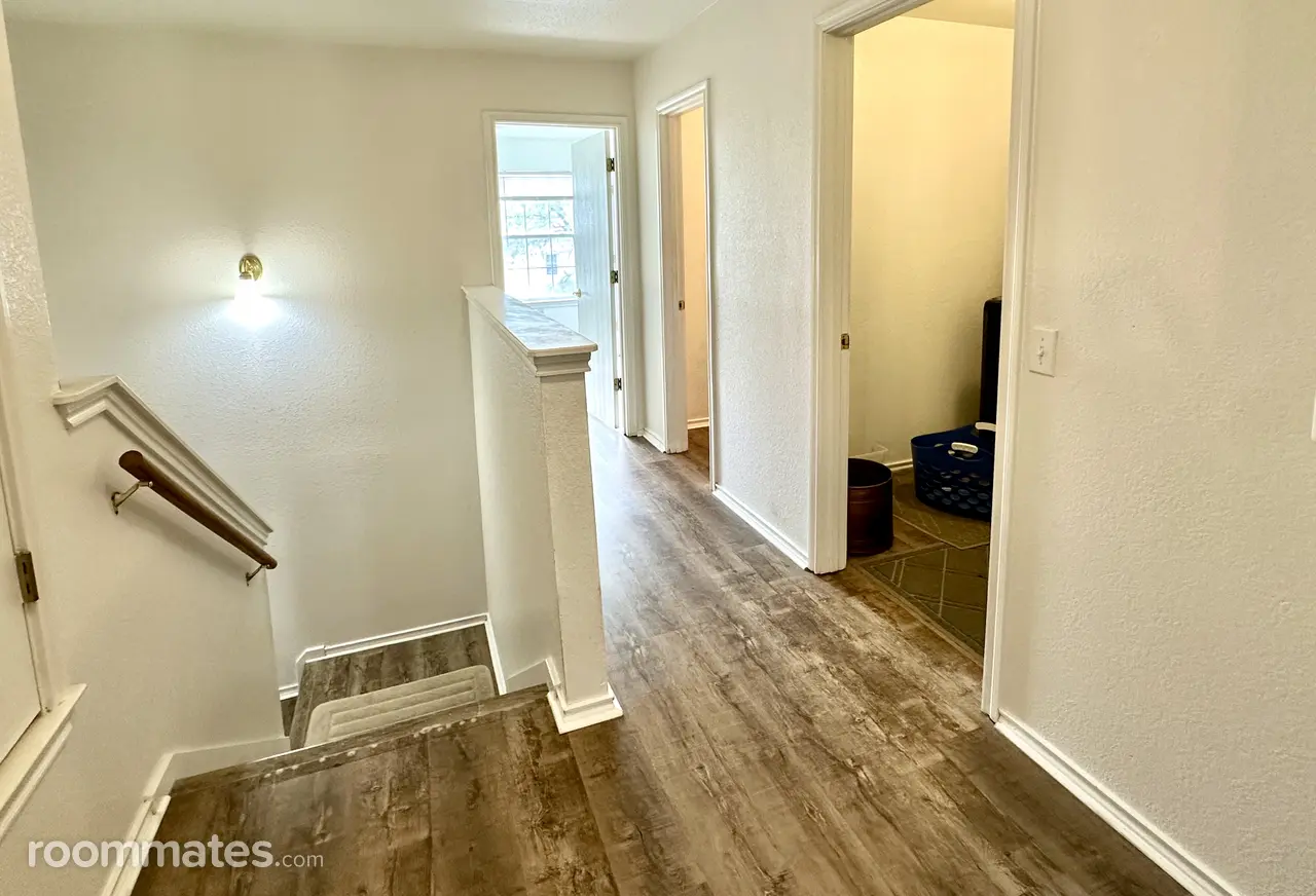 Profile photo 2 of 15