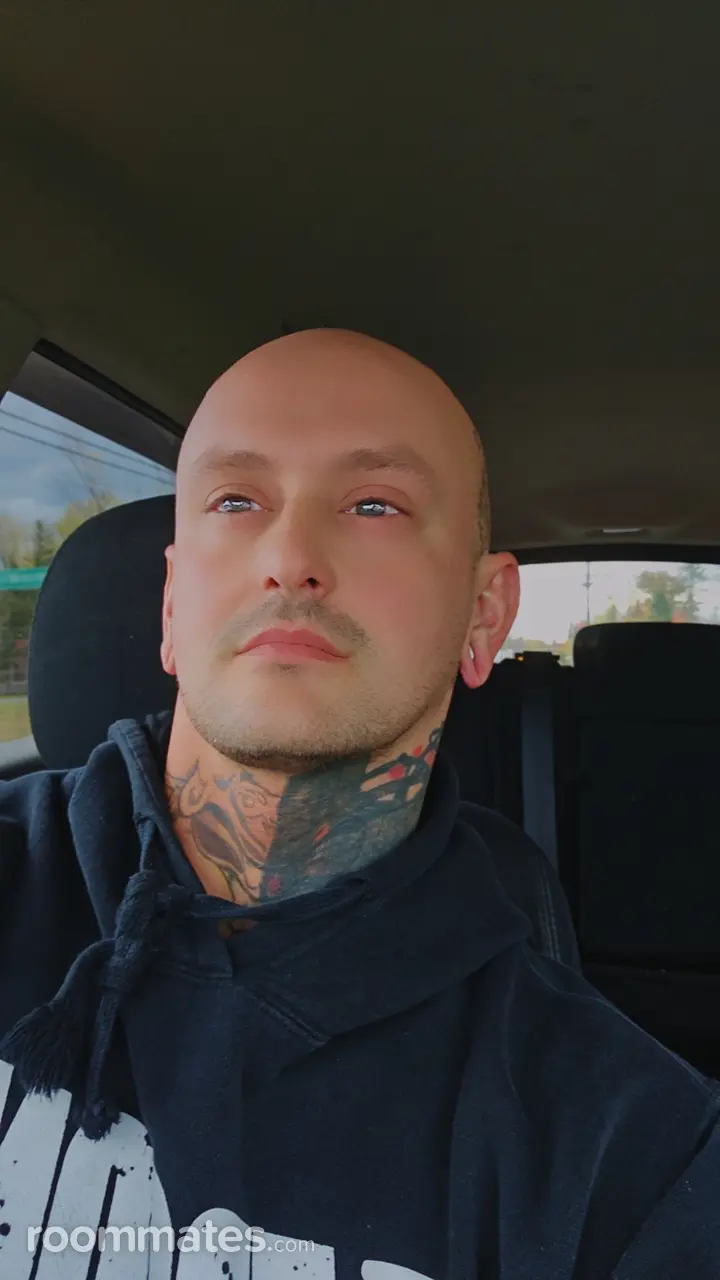 Profile photo 1 of 1