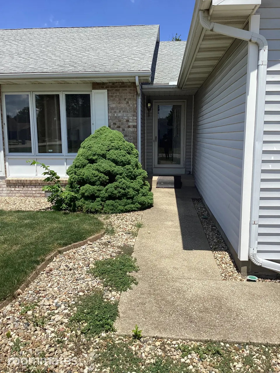 Profile photo 8 of 10